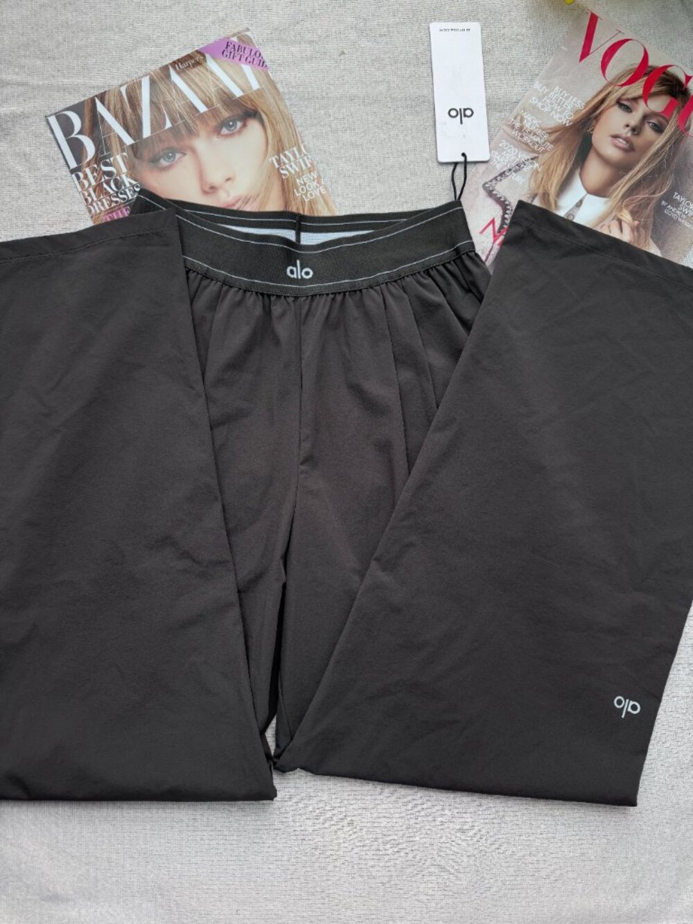 Alo Yoga Anthracite Suit Up Trouser | NWT ✨ Regular 30" - Picture 4 of 8